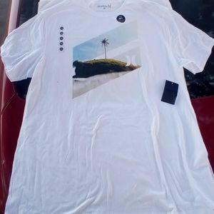 Brand new T-shirt | hurley XL